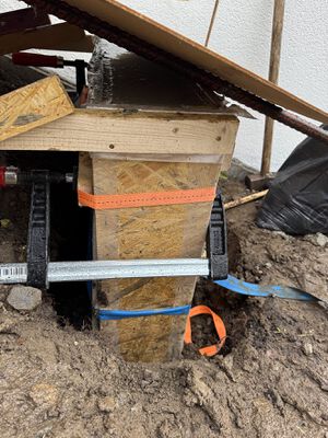 Fundament verschalung zerplatzt.jpg